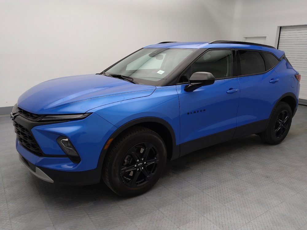 Used 2024 Chevrolet Blazer LT w/ Convenience Package image 2