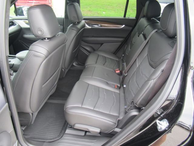 Certified 2025 Cadillac XT6 Sport w/ Platinum Package AWD/4WD image 35