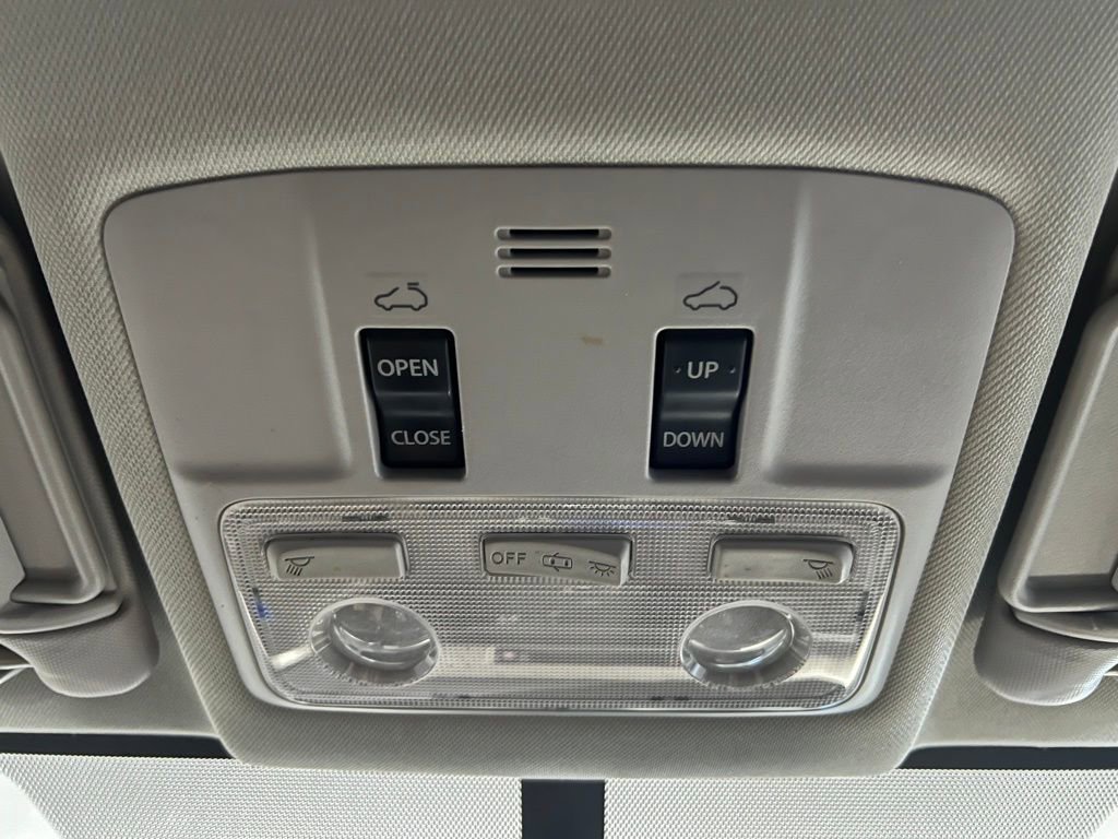 Used 2015 Toyota RAV4 XLE image 29