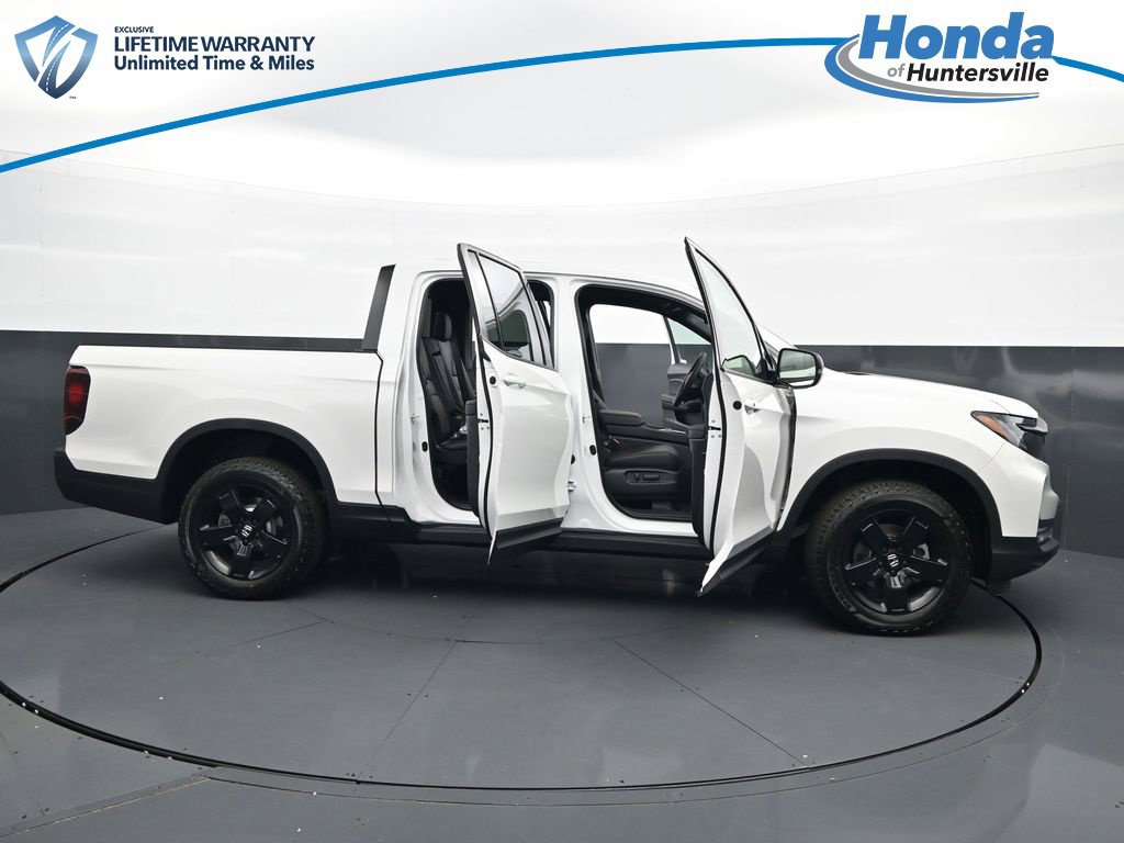 New 2026 Honda Ridgeline Black Edition image 53