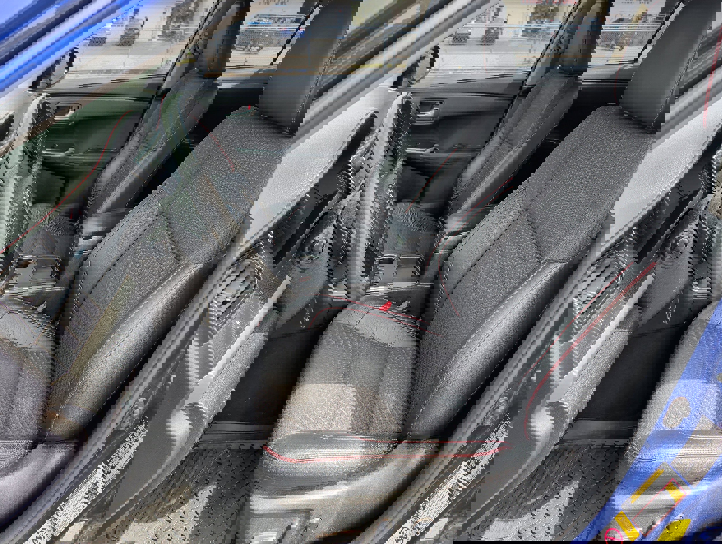 Used 2015 Toyota Camry SE image 9