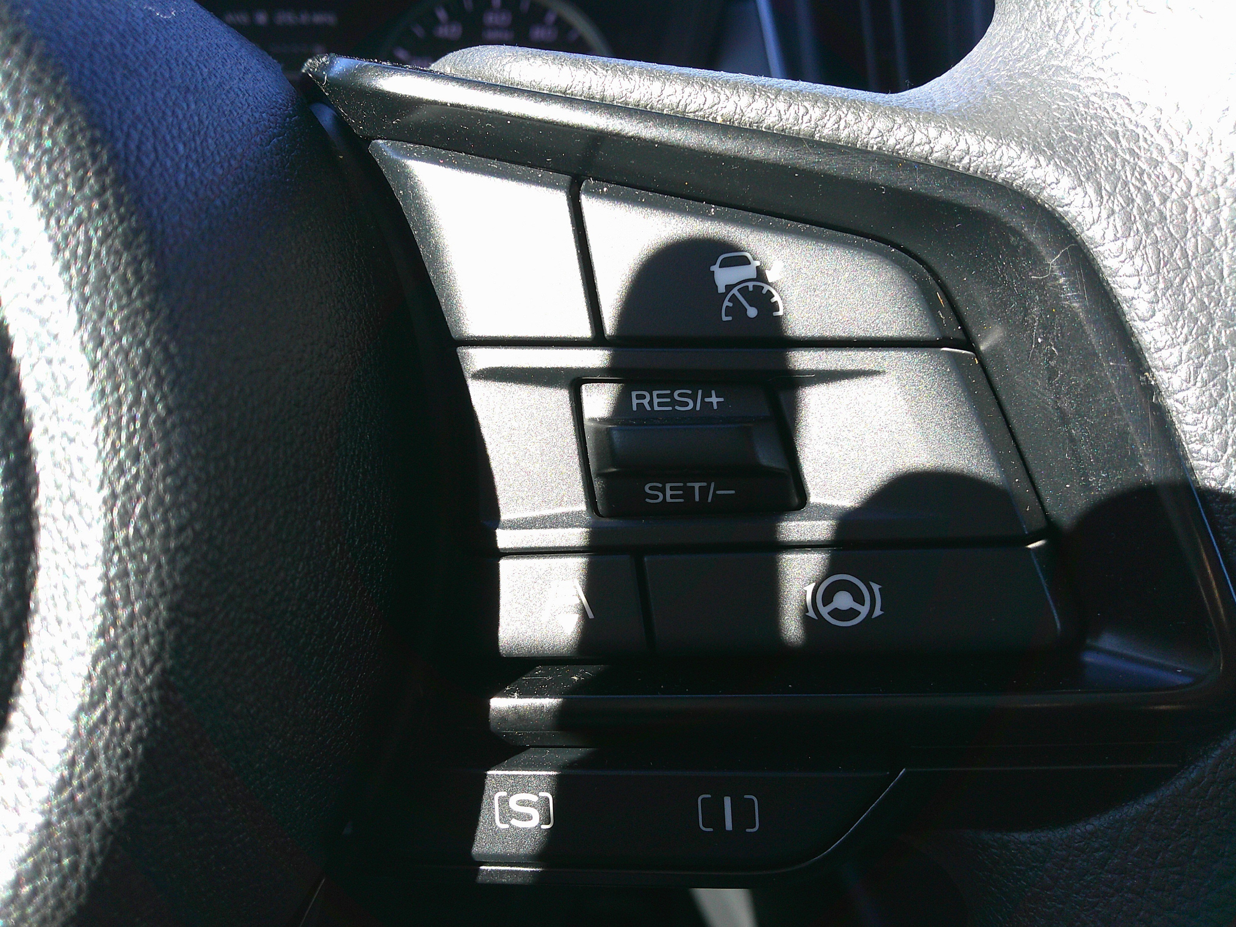 Used 2024 Subaru Crosstrek 2.0i Premium w/ Crosstrek Mirror Package image 23