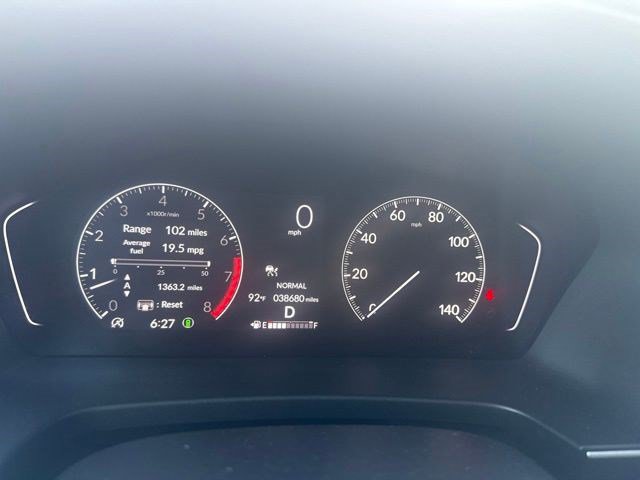 Used 2025 Honda Pilot Sport image 18