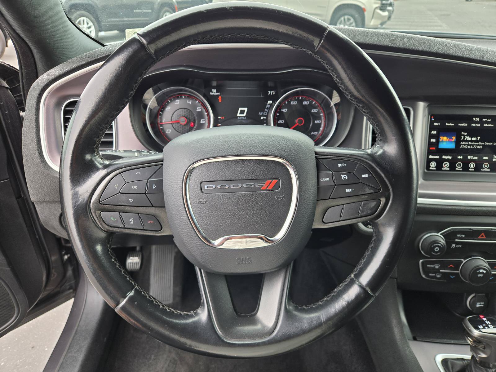 Used 2020 Dodge Charger SXT RWD image 15