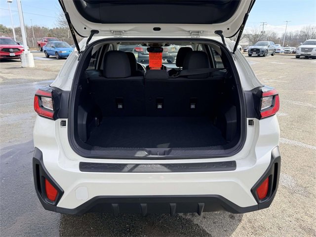 Used 2024 Subaru Crosstrek 2.0i Premium image 12