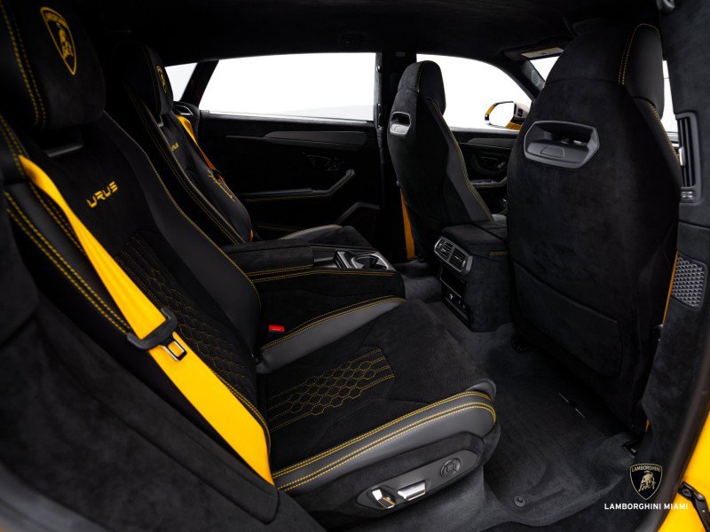Used 2024 Lamborghini Urus Performante image 63