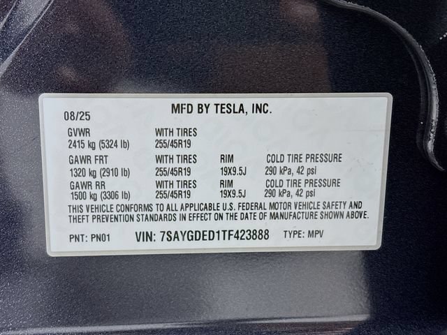 Used 2026 Tesla Model Y 2WD image 33