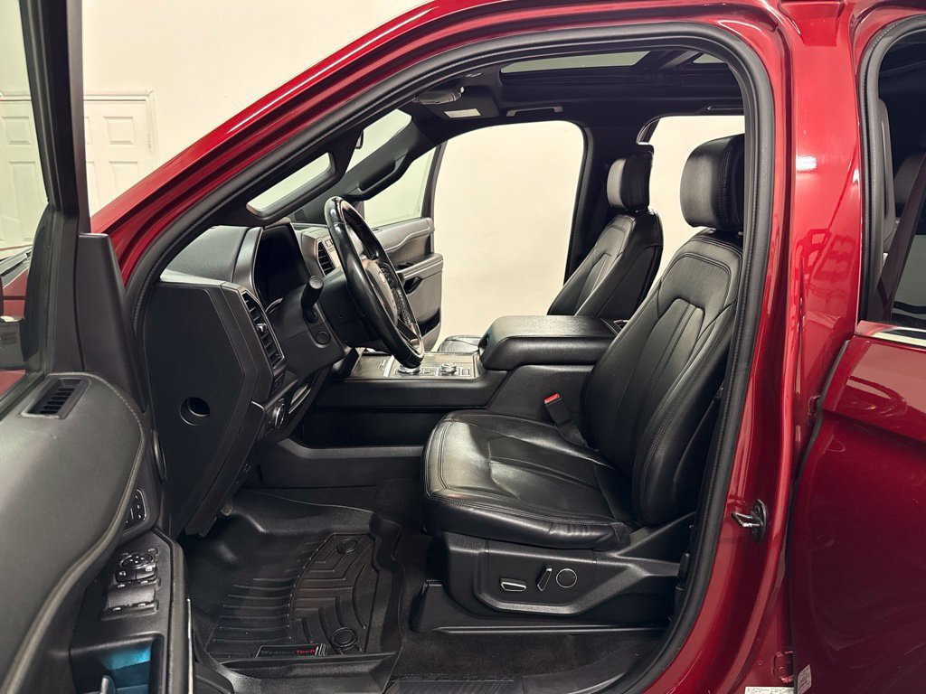 Used 2019 Ford Expedition Limited w/ Driver Assistance Package AWD/4WD image 14