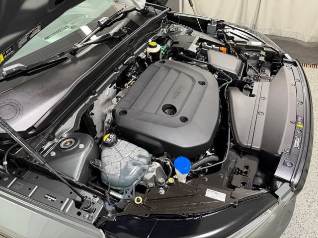 Used 2026 Volvo XC40 B5 Core AWD/4WD image 22