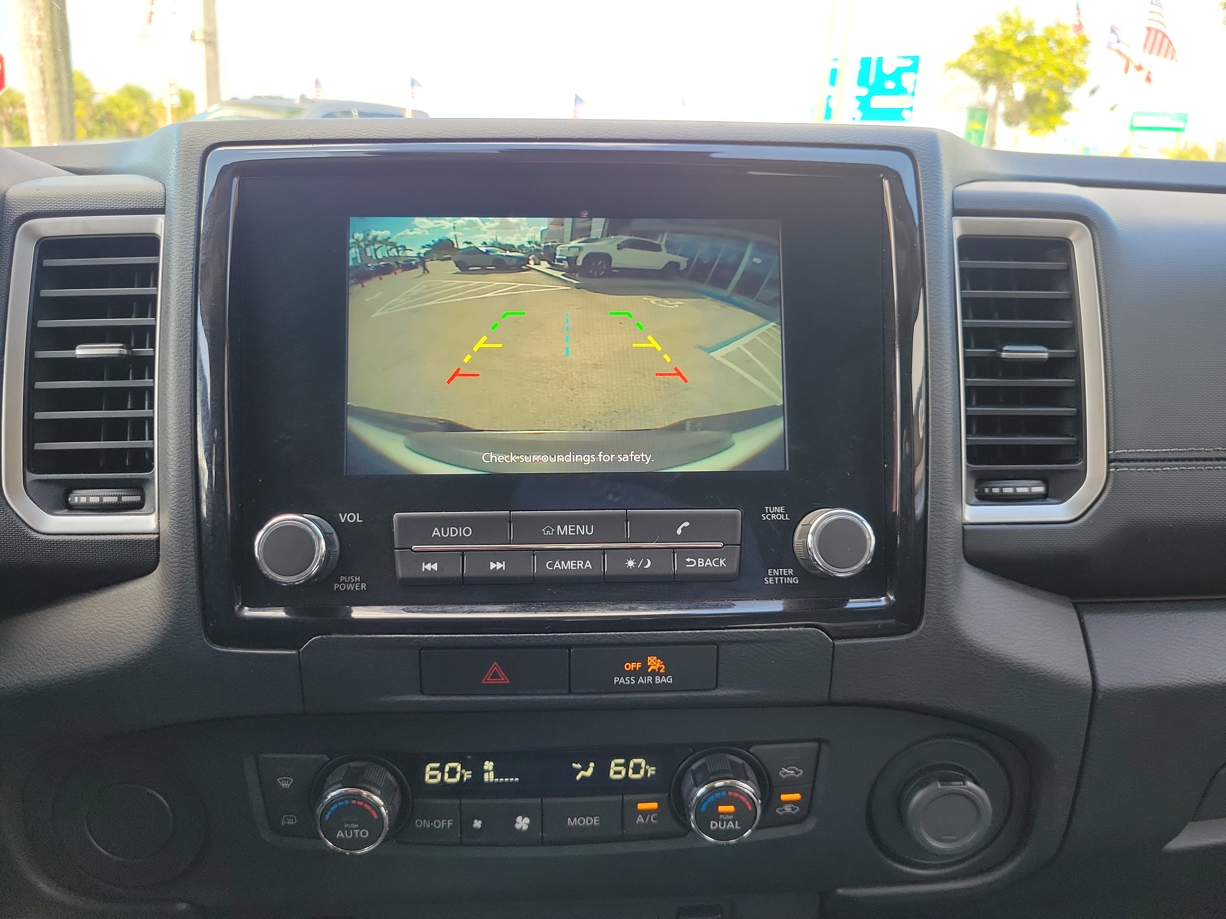 Used 2022 Nissan Frontier SV image 10