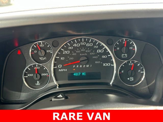 Used 2025 Chevrolet Express 3500 LT w/ LT Preferred Equipment Group image 17