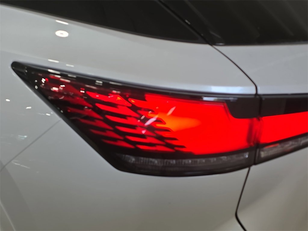 Used 2024 Lexus RX 350 AWD image 32