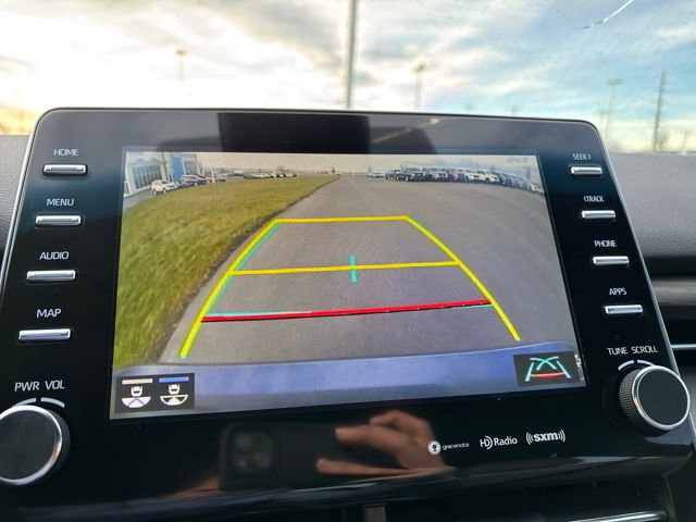 Used 2021 Toyota Avalon XLE image 19