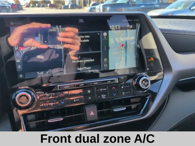 Used 2022 Toyota Highlander Limited image 7