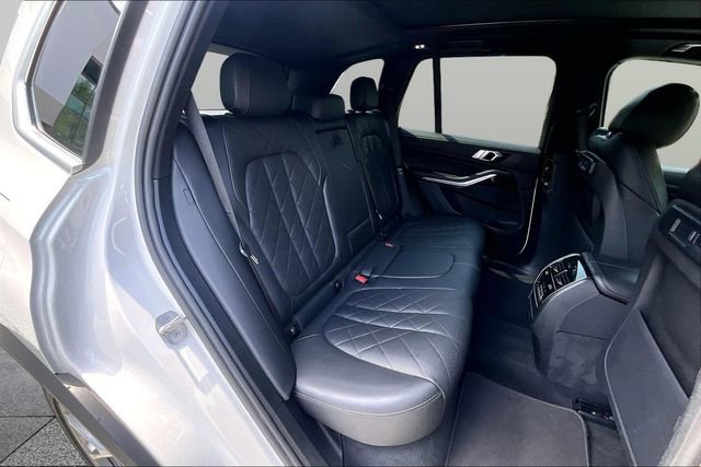 Used 2023 BMW X5 xDrive40i w/ Premium Package AWD/4WD image 28