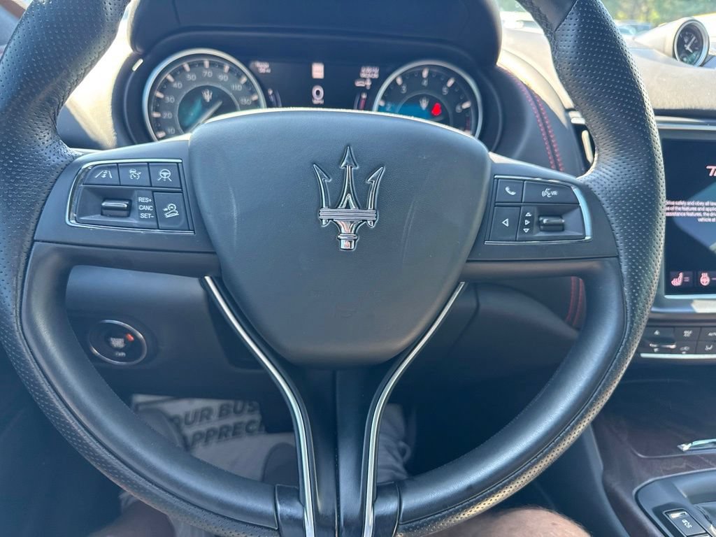 Used 2022 Maserati Levante Modena AWD/4WD image 19