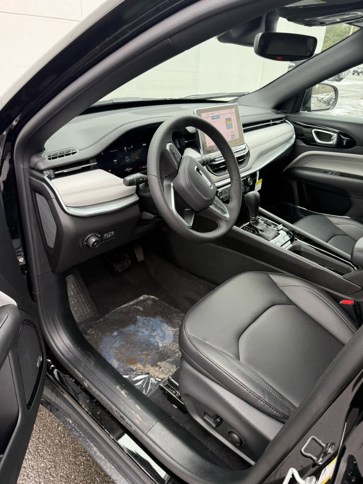 New 2026 Jeep Compass Limited w/ Sun, Sound & Navigation Group AWD/4WD image 11