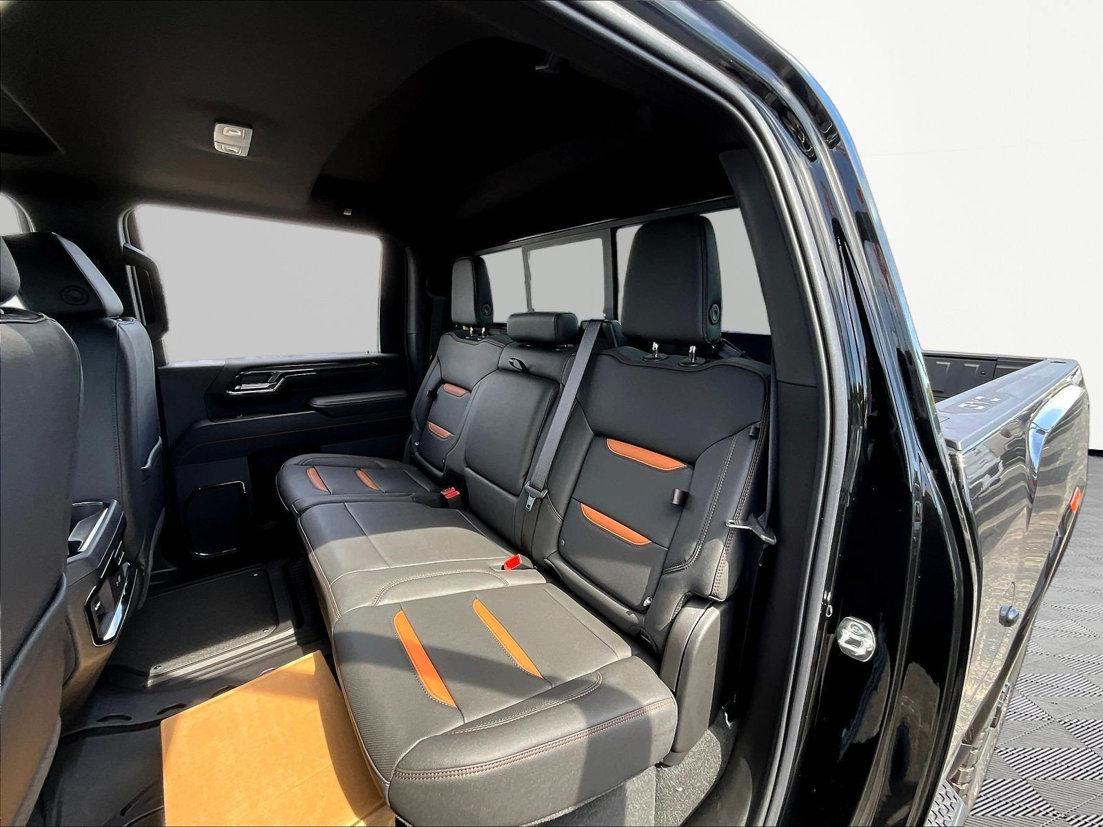 New 2026 GMC Sierra 3500 AT4 w/ AT4 Premium Plus Package AWD/4WD image 18