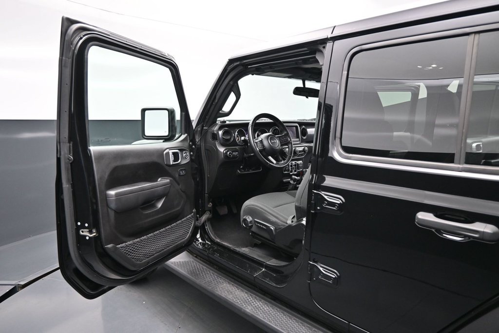 Used 2022 Jeep Wrangler Unlimited Sport AWD/4WD image 9