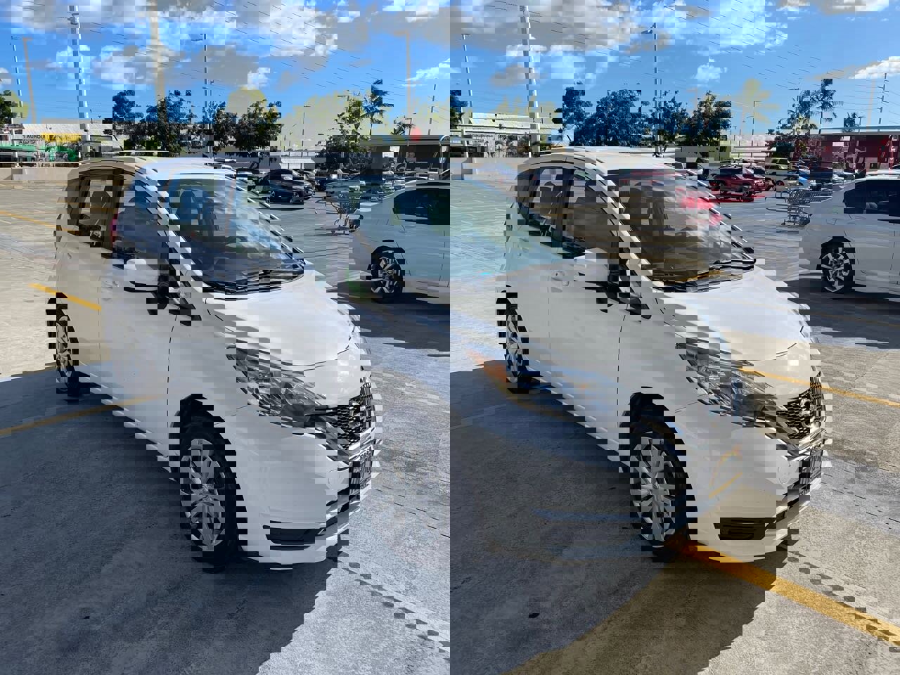 Used 2017 Nissan Versa Note S Plus image 4