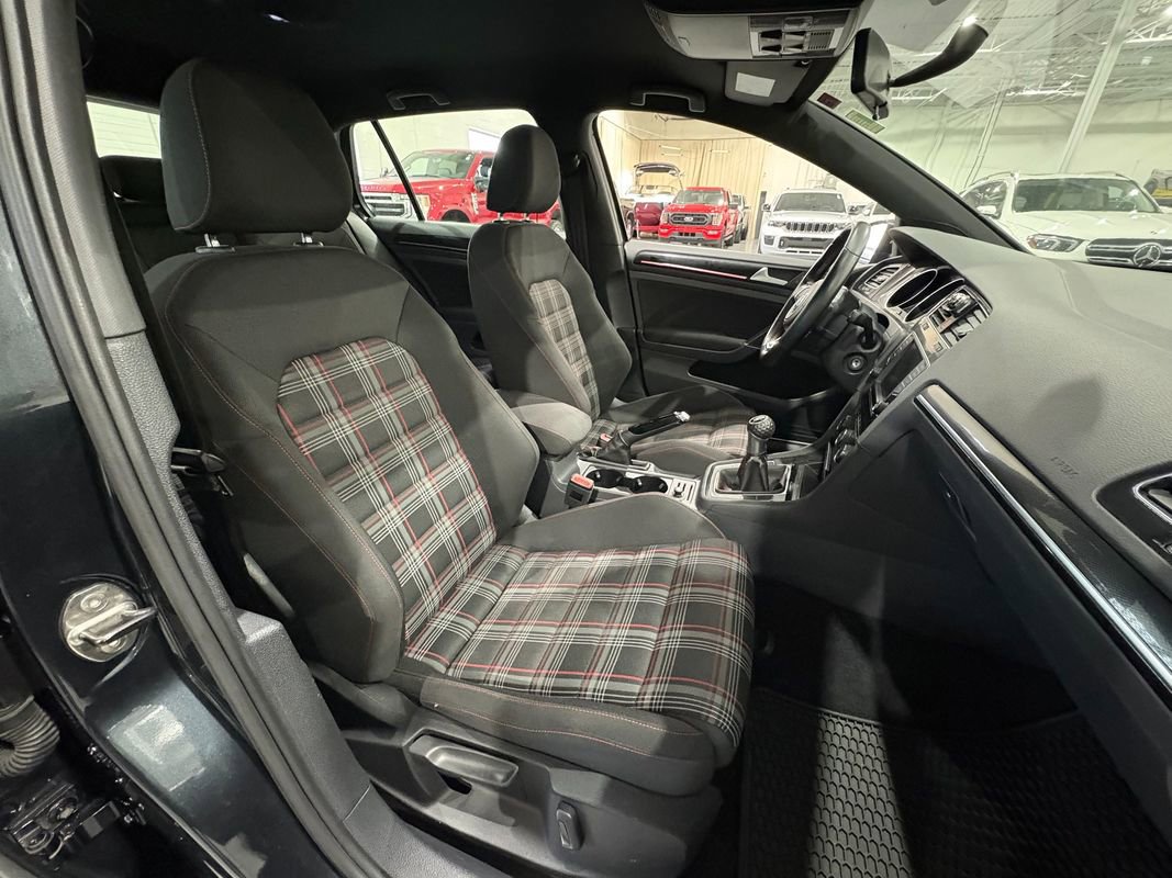 Used 2016 Volkswagen GTI S FWD image 29