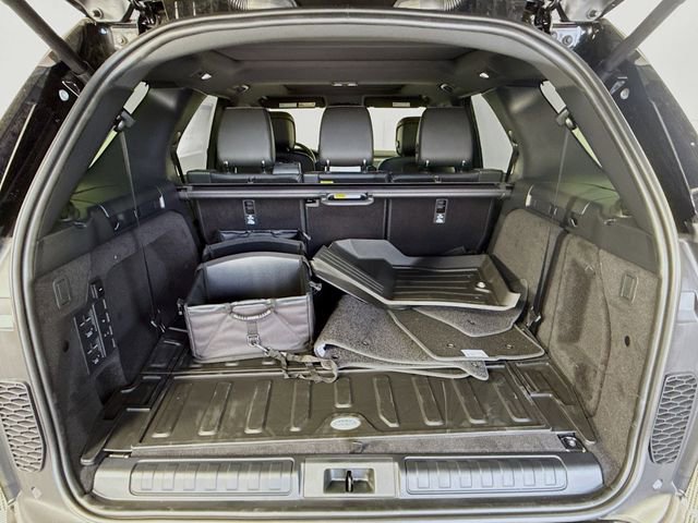 New 2026 Land Rover Discovery Dynamic SE AWD/4WD image 28