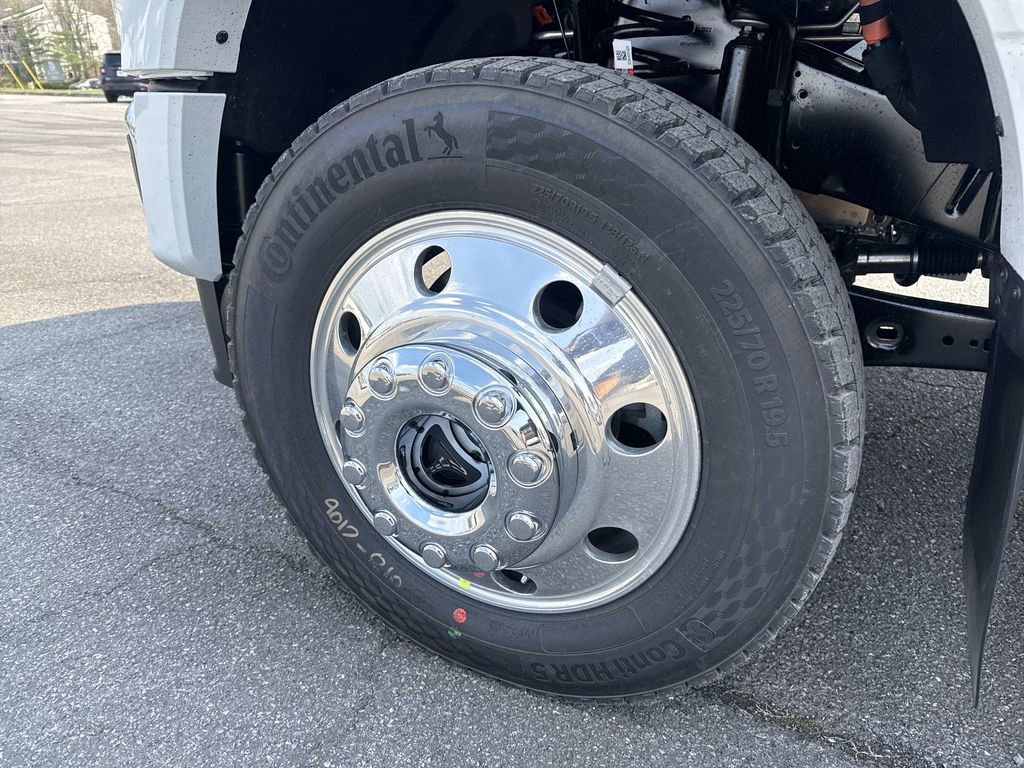 New 2026 Ford F450 XLT AWD/4WD image 8