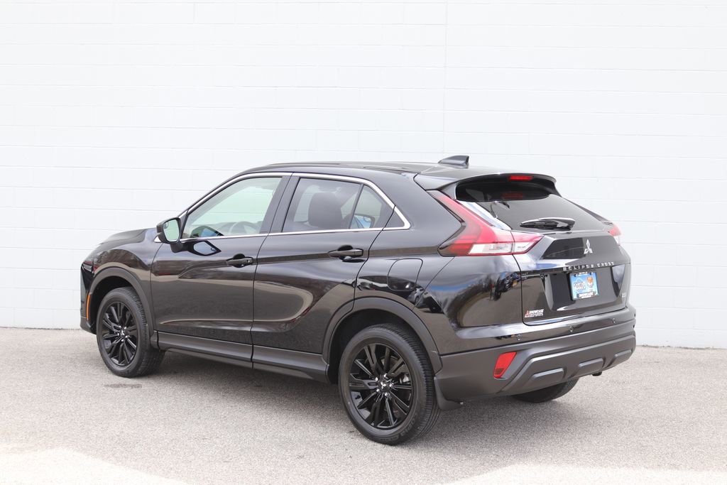 Used 2024 Mitsubishi Eclipse Cross LE image 3