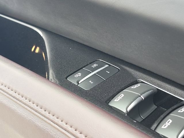 Used 2021 Cadillac Escalade Sport Platinum image 27