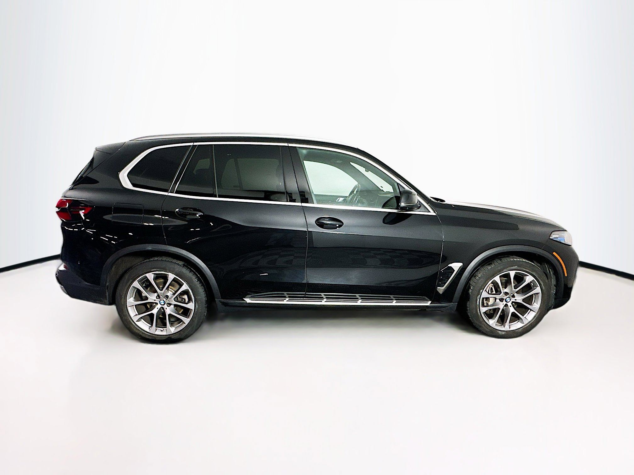 Used 2024 BMW X5 sDrive40i w/ Premium Package RWD image 10