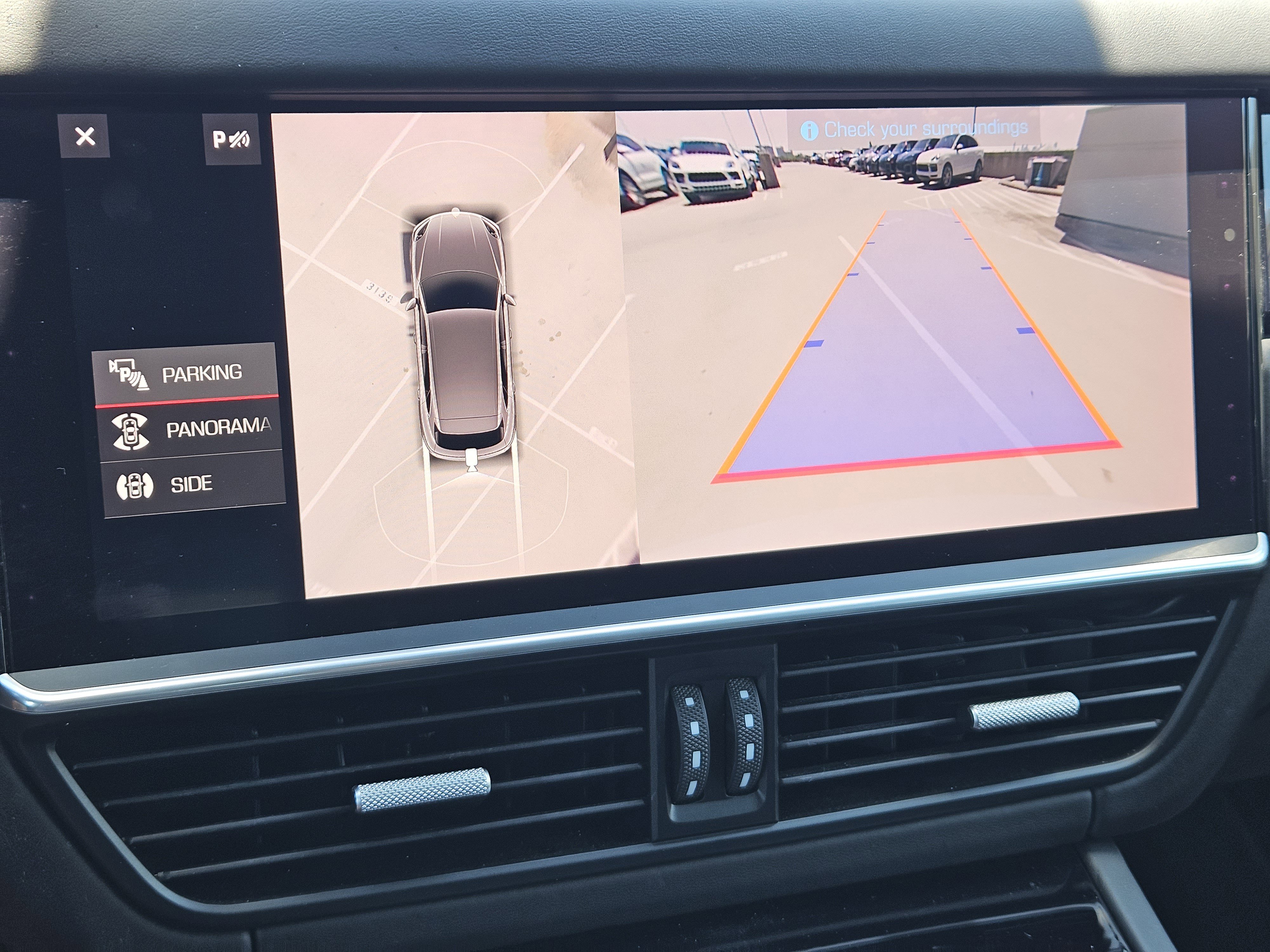 Certified 2021 Porsche Cayenne GTS AWD/4WD image 18