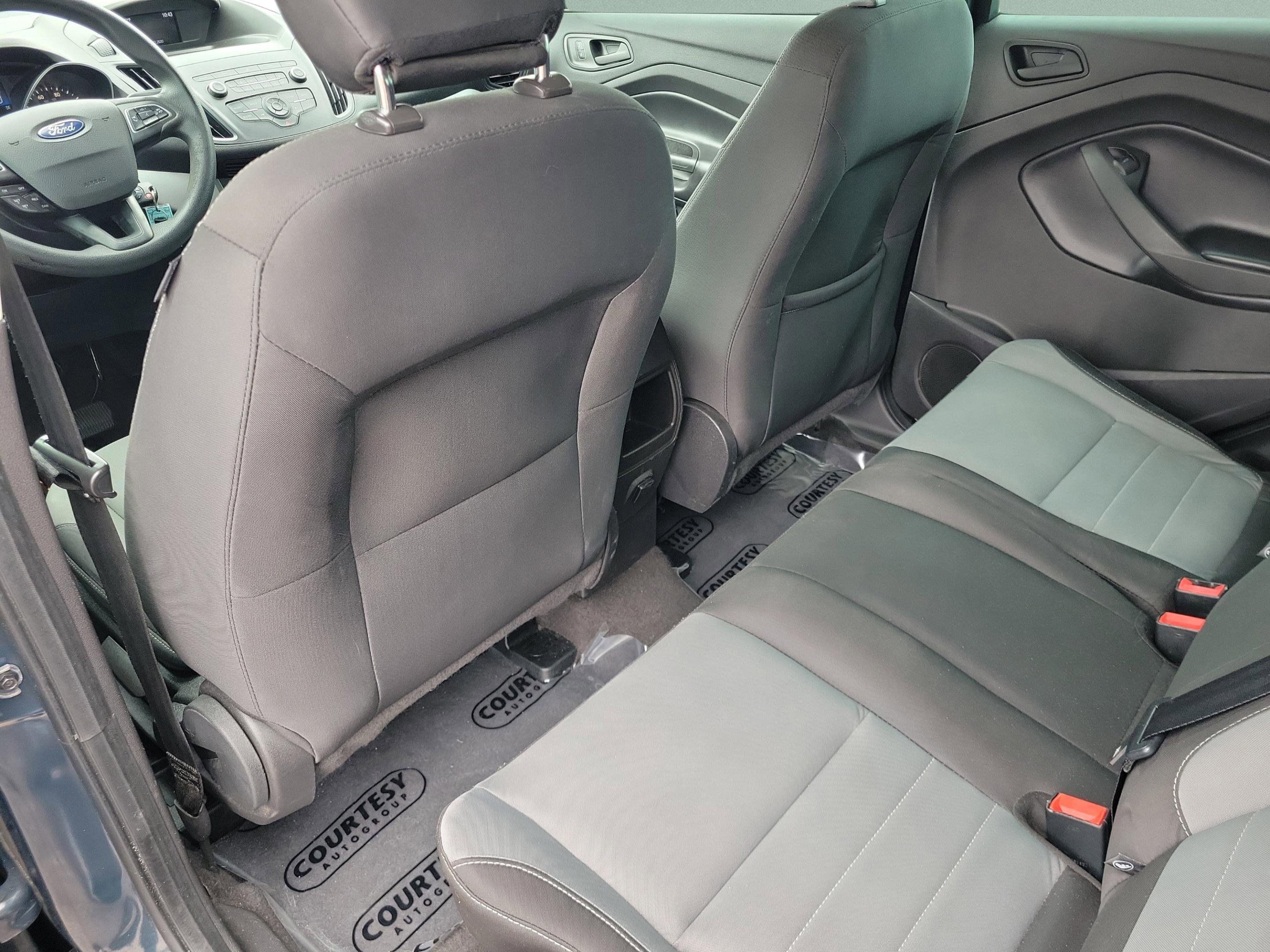 Used 2019 Ford Escape S image 8