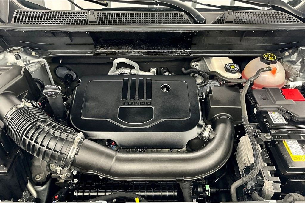 Used 2023 GMC Acadia SLE w/ Driver Convenience Package image 10