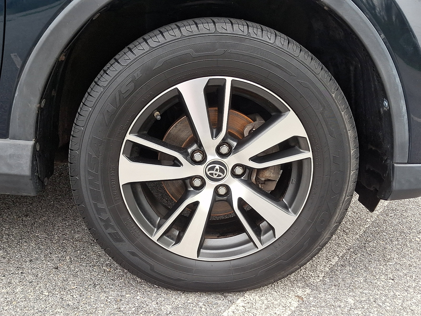 Used 2017 Toyota RAV4 XLE image 8