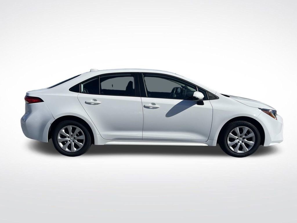 Used 2020 Toyota Corolla LE video 2
