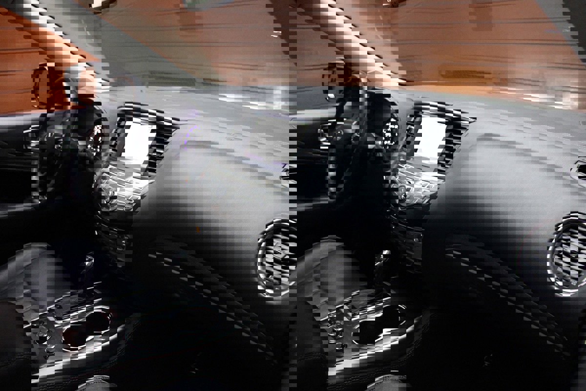 Used 2018 INFINITI QX60 FWD w/ Premium Plus Package image 18