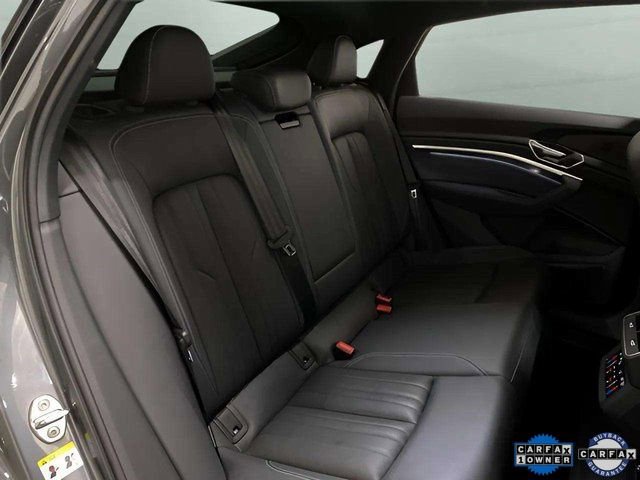 Used 2024 Audi Q8 e-tron Premium Plus image 83