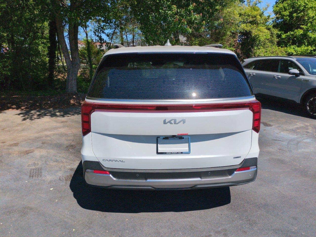 New 2026 Kia Carnival SX image 6