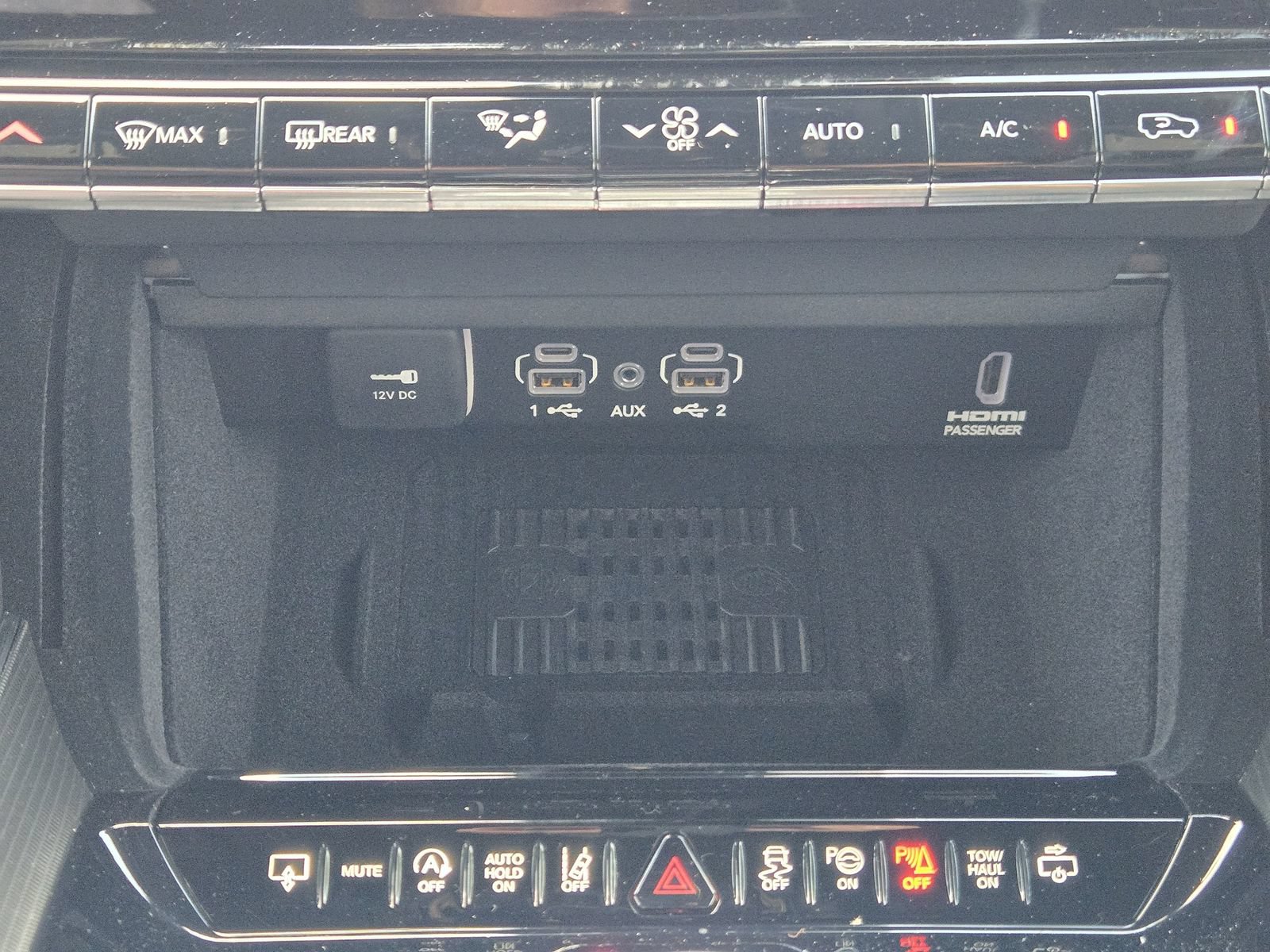 New 2026 Jeep Grand Wagoneer Summit AWD/4WD image 25