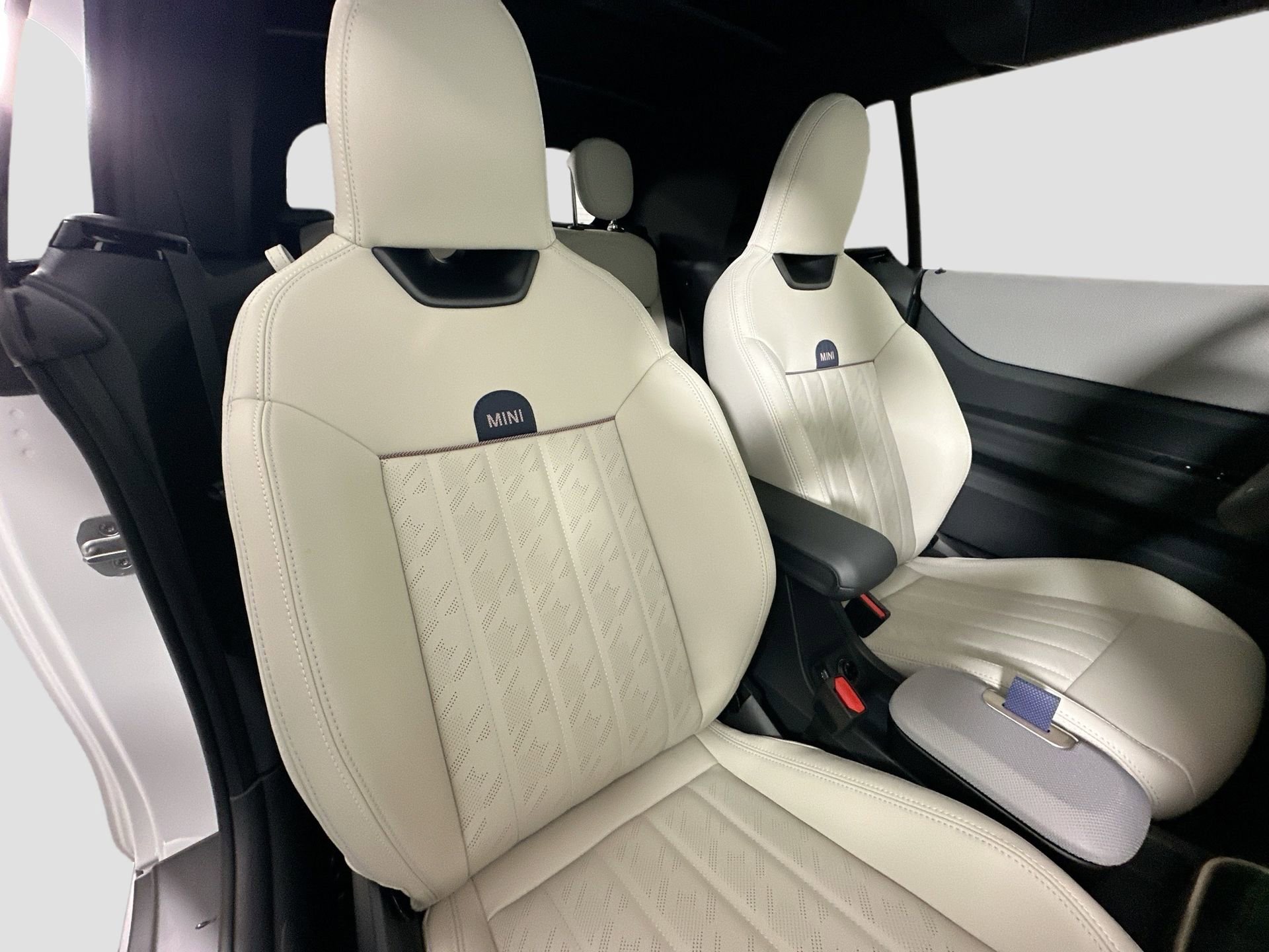 New 2026 MINI Cooper S image 29