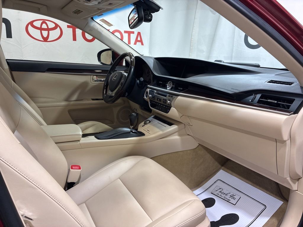 Used 2013 Lexus ES 350 w/ Premium Pkg FWD image 13