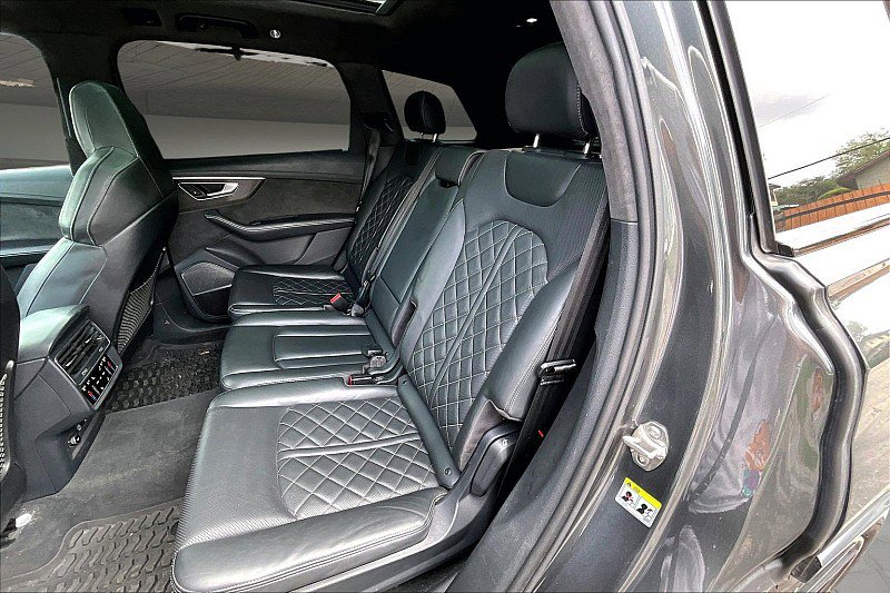 Used 2020 Audi SQ7 Prestige AWD/4WD image 23