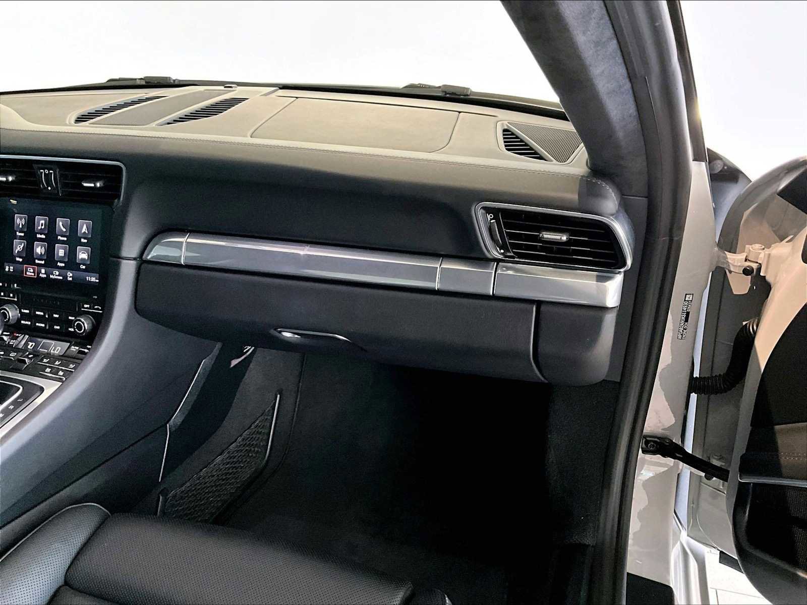 Used 2019 Porsche 911 Carrera S image 22