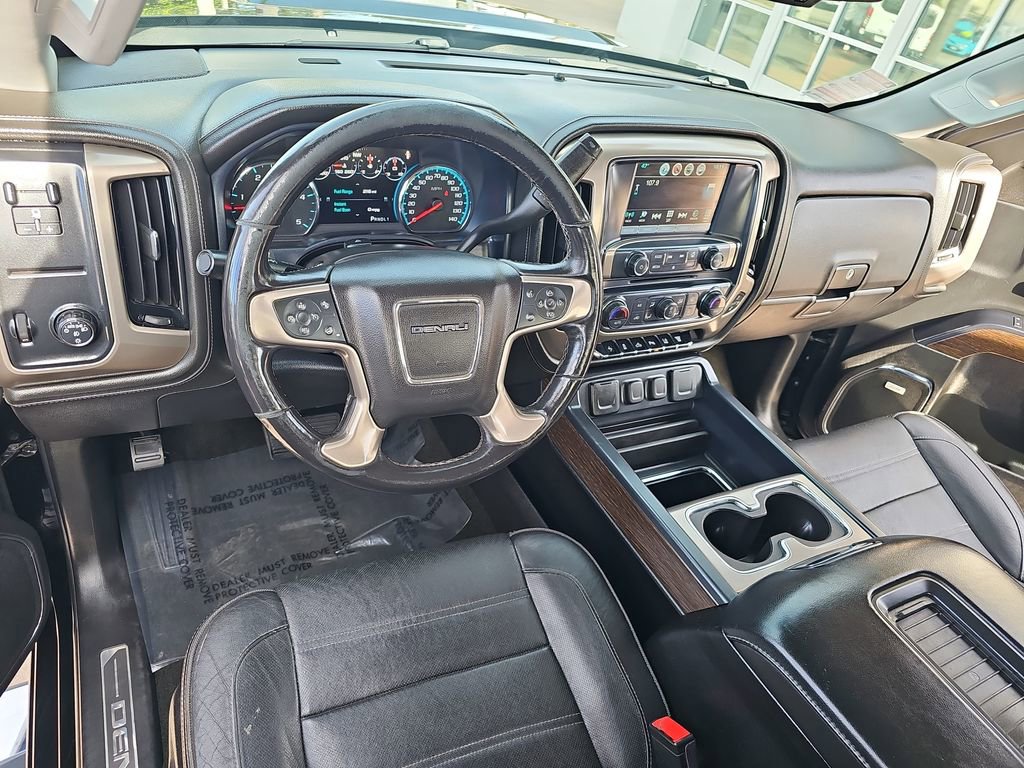 Used 2018 GMC Sierra 2500 Denali w/ Duramax Plus Package image 16