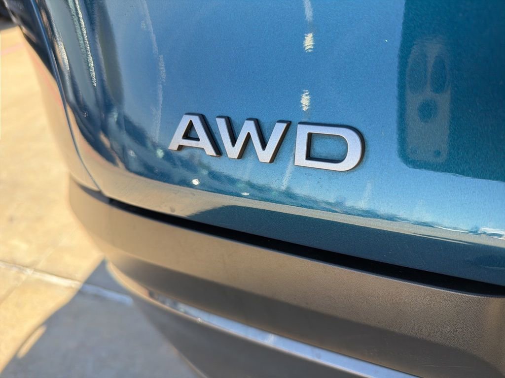 Used 2025 Nissan Murano SL AWD/4WD image 10
