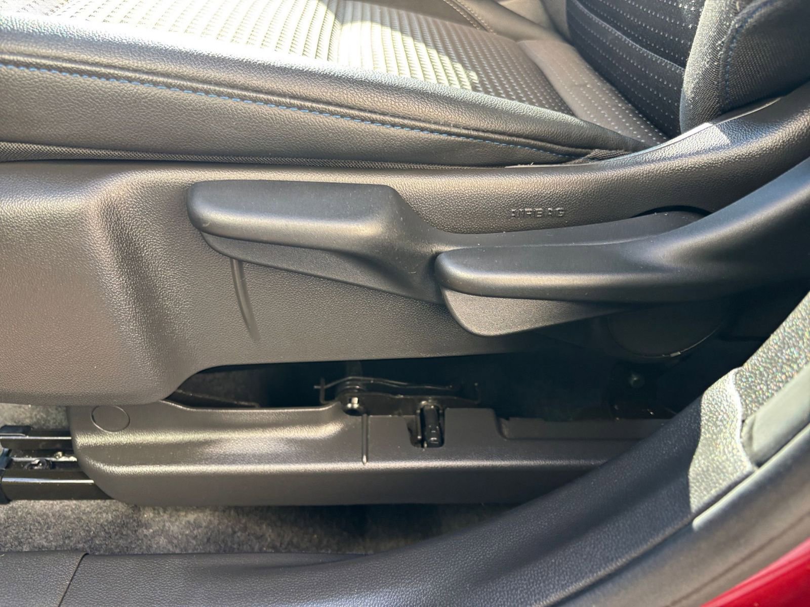 Used 2025 Chevrolet Trax LT image 23