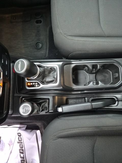 Used 2023 Jeep Gladiator Willys image 23