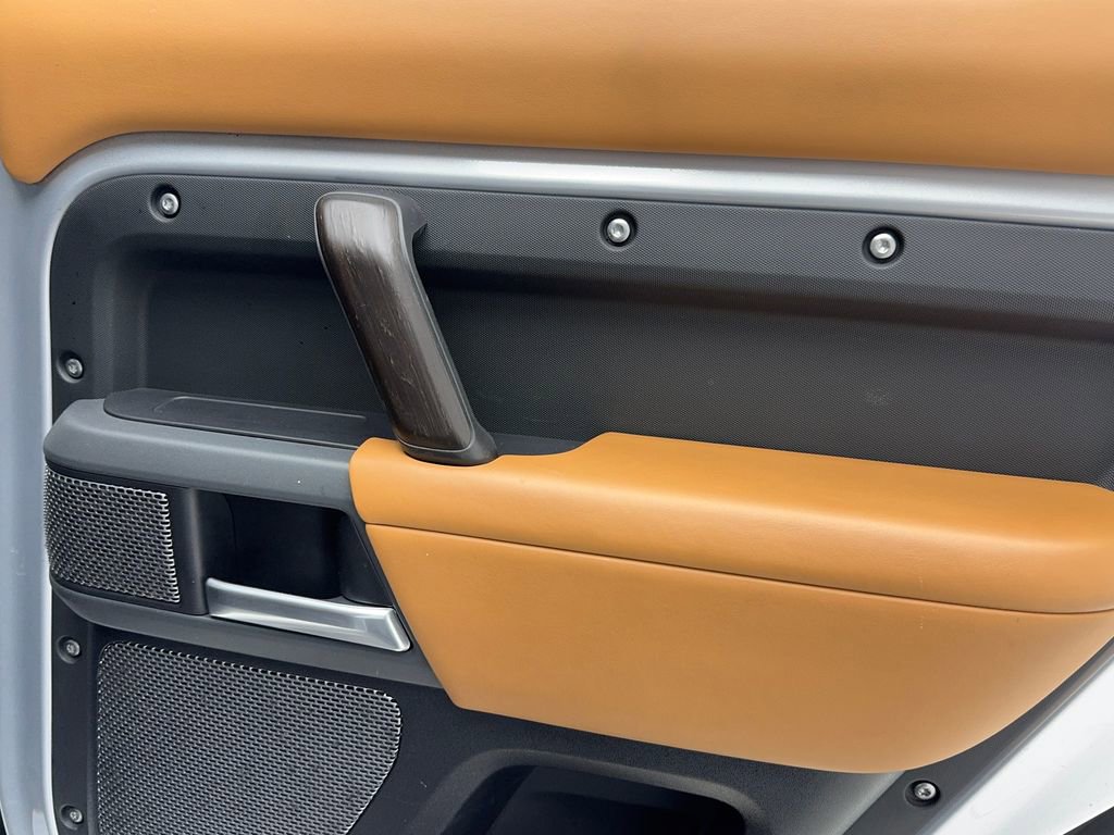 Used 2024 Land Rover Defender 110 X image 51
