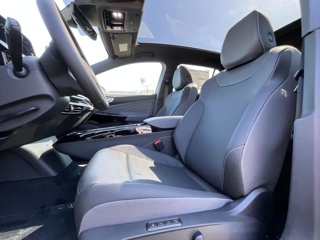 New 2026 Volkswagen ID.4 Pro S Plus AWD/4WD image 11