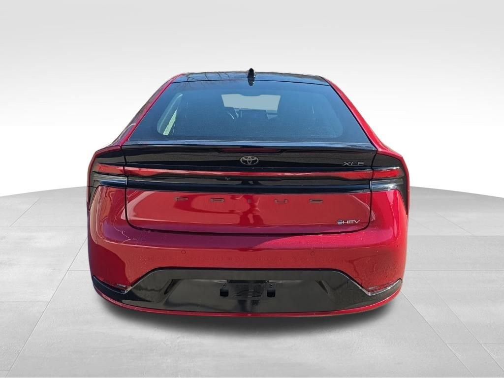 Used 2024 Toyota Prius XLE image 6